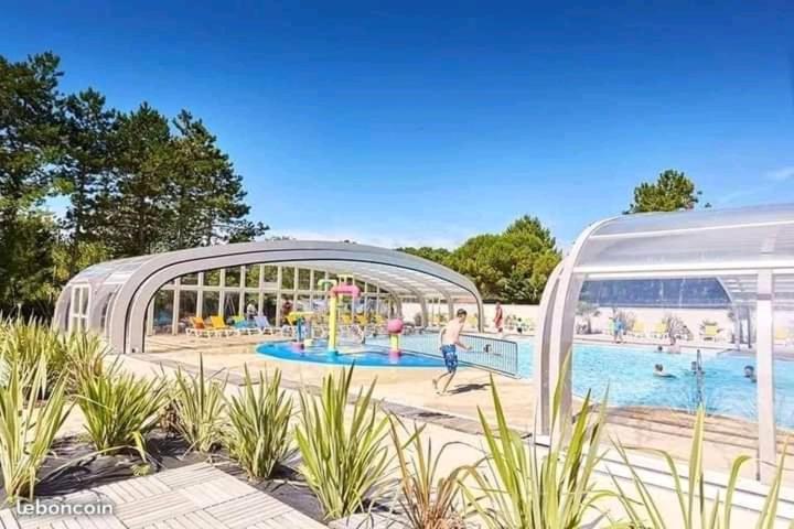 Mobilhome Camping Proche Des Plages 圣让-德蒙 外观 照片